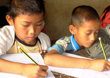 evaluating reading levels in a Lao school