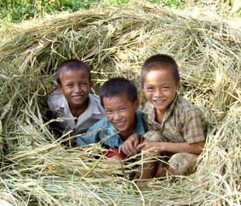 Yuli and his friends, play in Laos