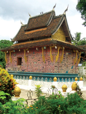 Red Chapel, at Wat Xieng Thong